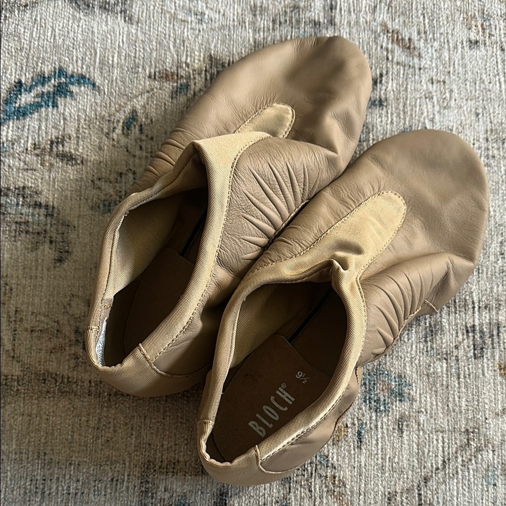 Bloch Beige Leather Dance Shoes